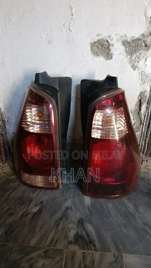 2004 Vehicle Headlights and Brake Lights Automotive Lighting Set