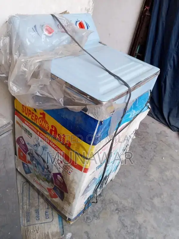 Compact Humidifier with Multiple Advanced Features