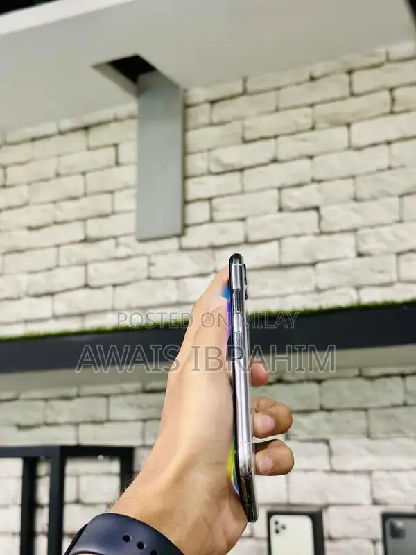 iPhone X 256GB Smartphone with Advanced Features