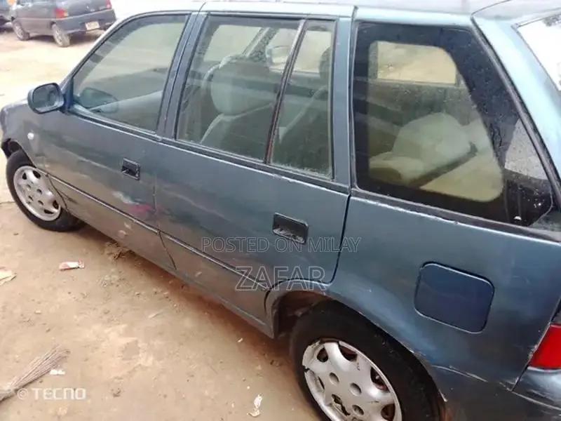 Suzuki Cultus 2006 CNG/Petrol Sedan with Air Conditioning
