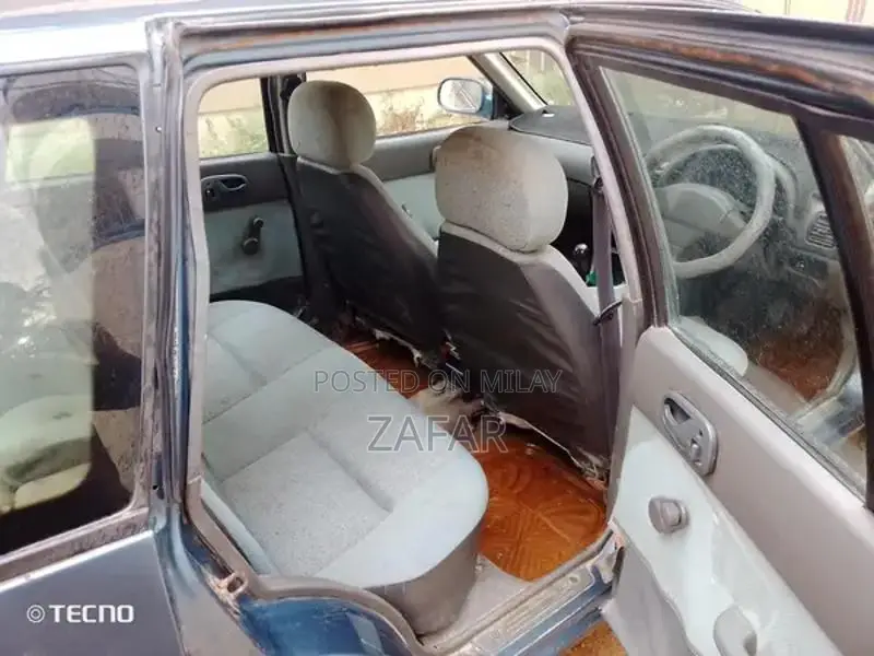 Suzuki Cultus 2006 CNG/Petrol Sedan with Air Conditioning