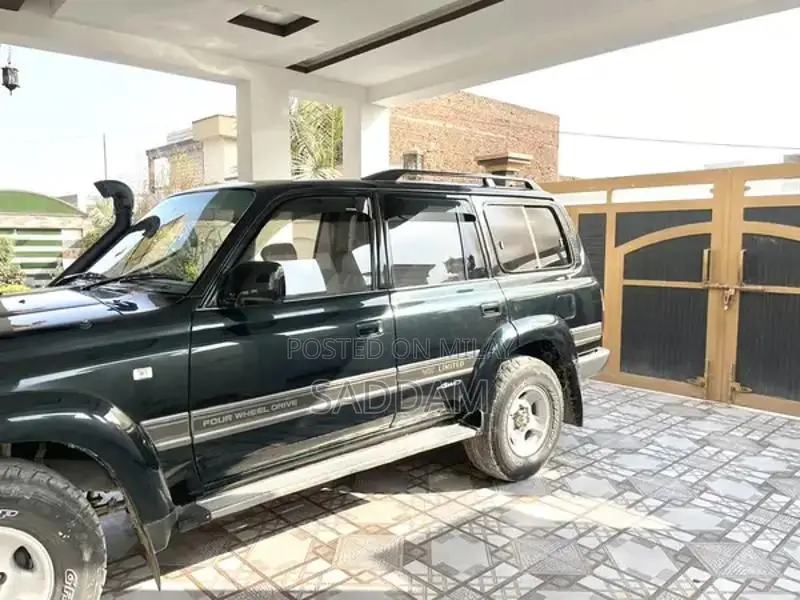 Toyota Land Cruiser VX Limited 80 Series 4x4 SUV