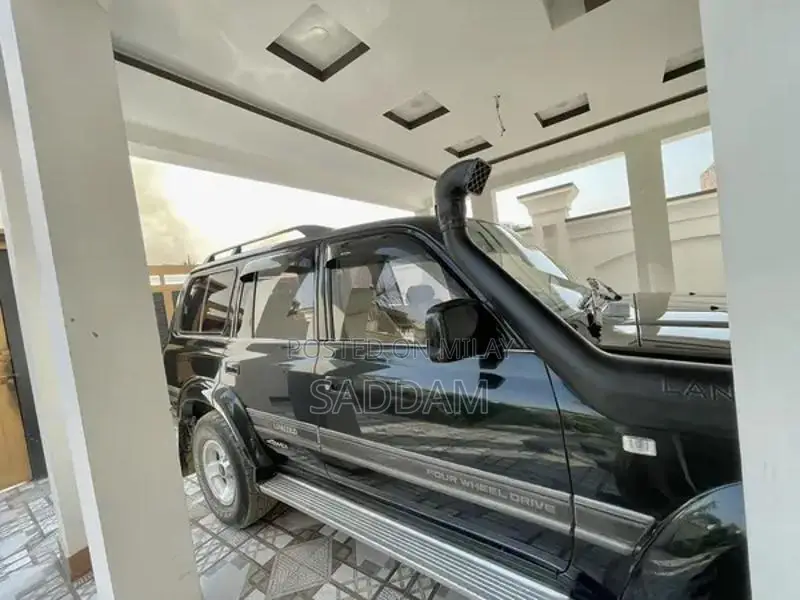 Toyota Land Cruiser VX Limited 80 Series 4x4 SUV