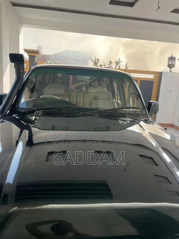 Toyota Land Cruiser VX Limited 80 Series 4x4 SUV