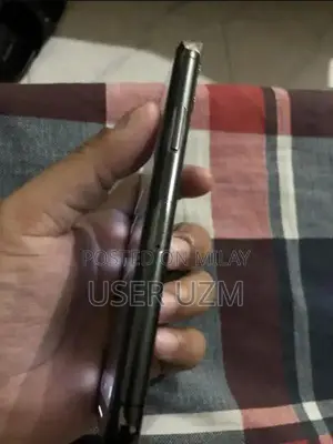 Apple iPhone 11 Pro 64GB Factory Unlocked Smartphone