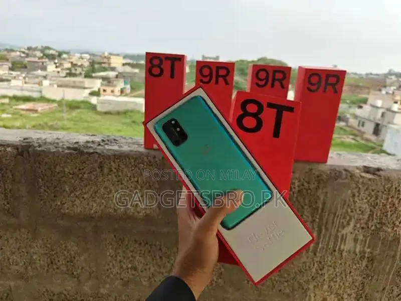 OnePlus Smartphones Multiple Models Complete Box