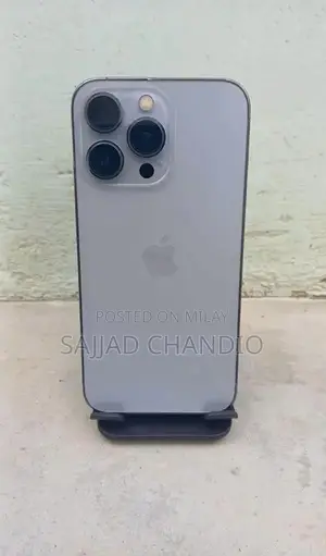 Apple iPhone 13 Pro 128GB Excellent Condition Smartphone