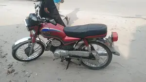 Photo - Yamaha Marine Engine Excelenc 100 Carbureted Model