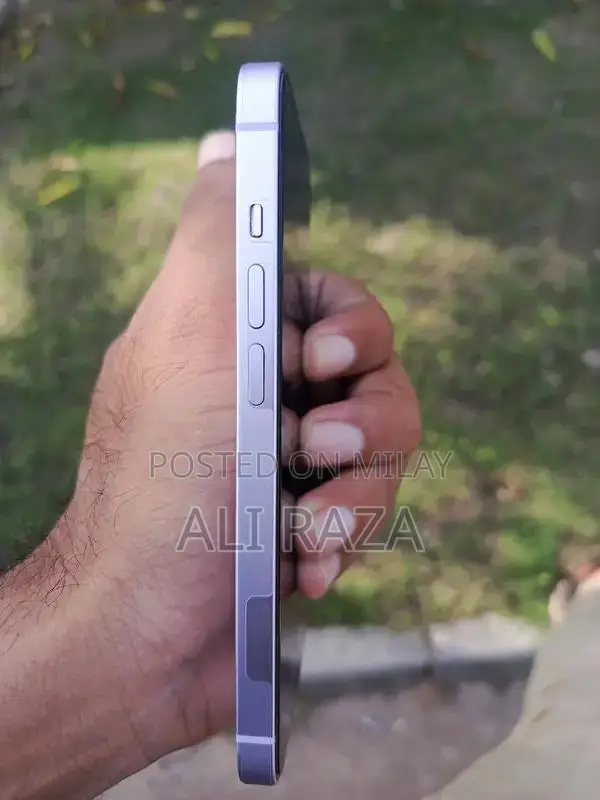 Apple iPhone 14 Purple Factory Unlocked Smartphone