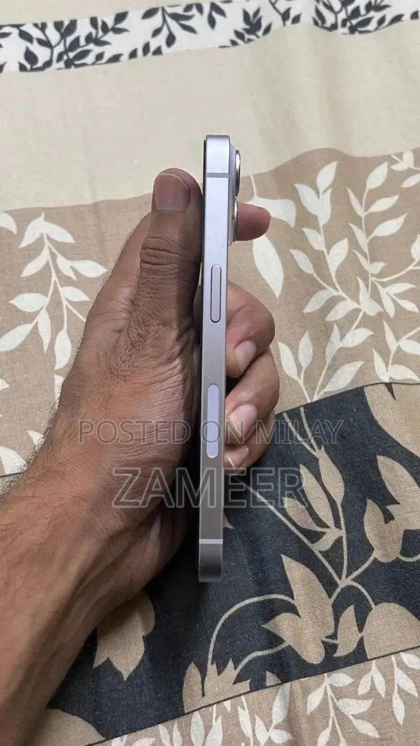 Apple iPhone 14 White Smartphone with 128GB Storage