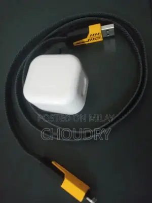 Apple iPhone 11 64GB Smartphone - Excellent Condition