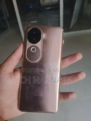 Vivo V40 E Smartphone - Lightly Used Device