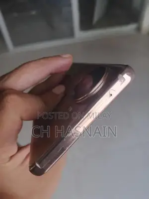 Vivo V40 E Smartphone - Lightly Used Device