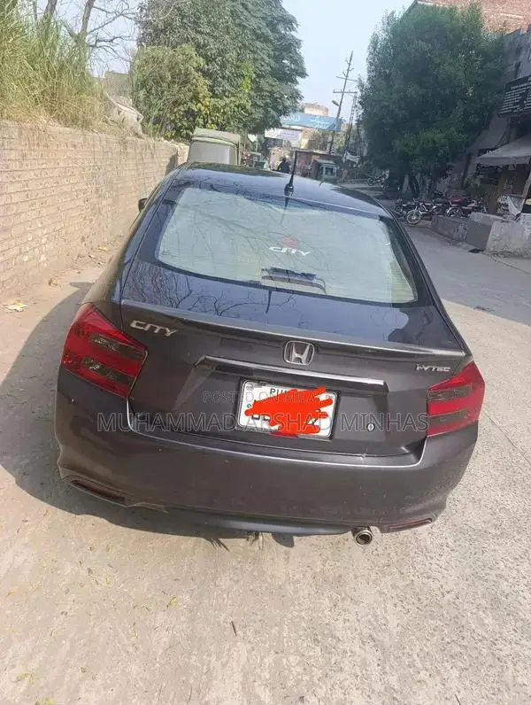 Honda City Sedan - Excellent 2017 Petrol Sedan