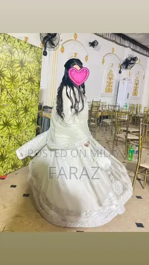 Gently Worn Men's Pants - Minimal Use, Excellent Condition