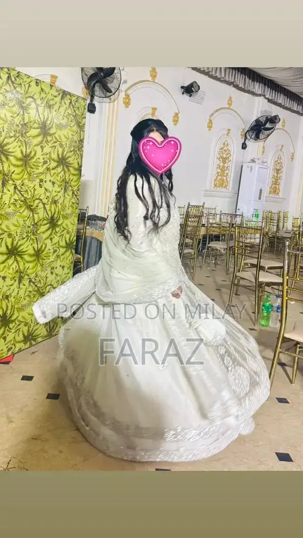 Gently Worn Men's Pants - Minimal Use, Excellent Condition