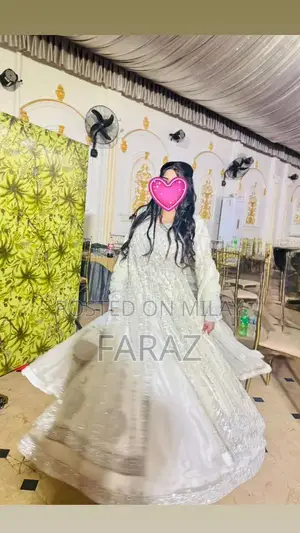 Gently Worn Men's Pants - Minimal Use, Excellent Condition