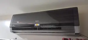 Photo - Gree 1 Ton Inverter Air Conditioner - Energy Efficient Cooling