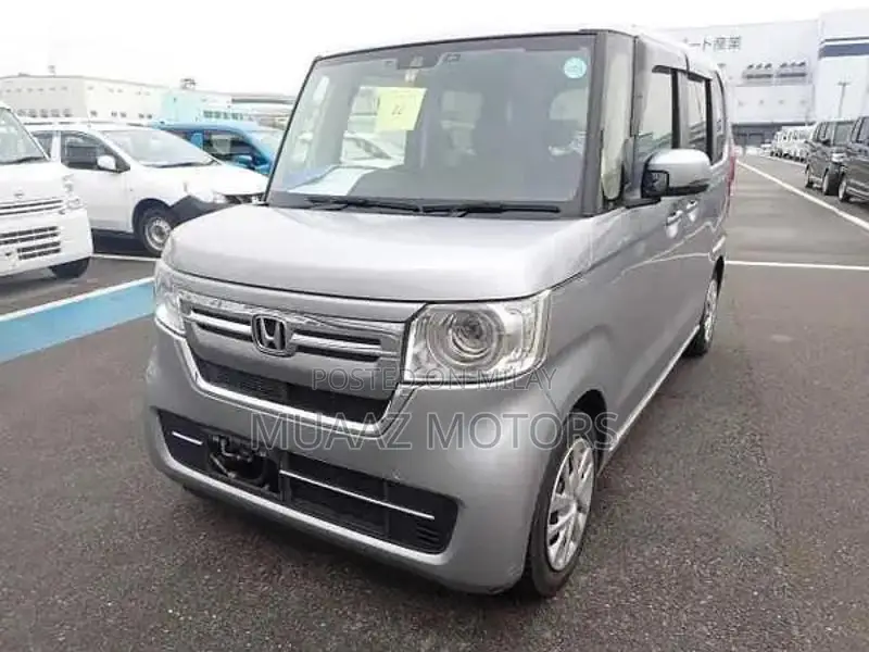 2022 Honda N Box G Compact Minivan - Imported