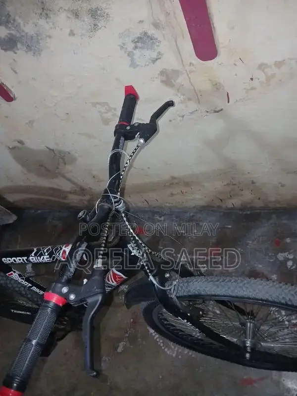 New Cycle with Excellent Condition Tyre