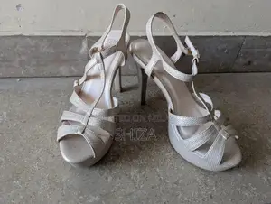 Elegant Bridal Wedding Dress with Matching Jewelry and Shoes