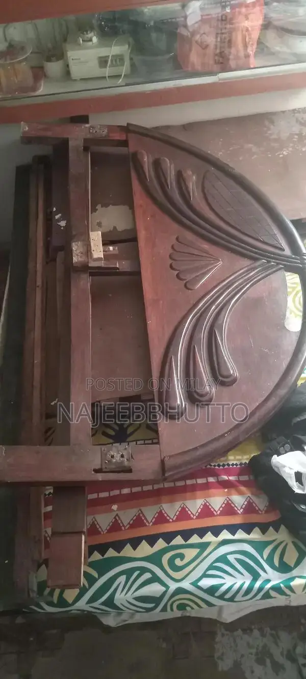 Large 5x7 Foot Area Rug or Carpet - Neutral Dimensions