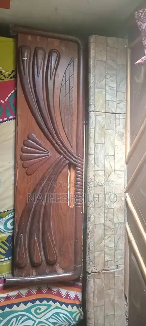 Large 5x7 Foot Area Rug or Carpet - Neutral Dimensions