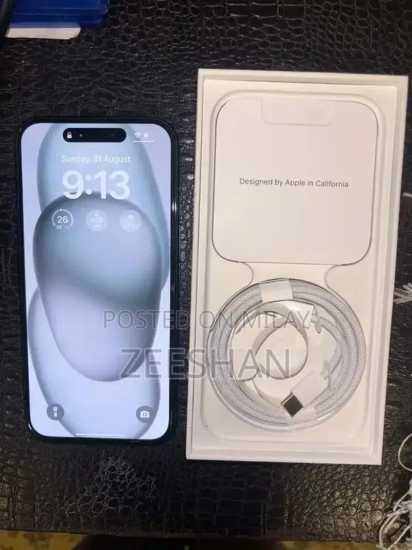 iPhone 15 128GB Black - Lightly Used Smartphone