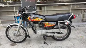Photo - Honda CG 125 2022 Motorcycle - Classic Urban Commuter