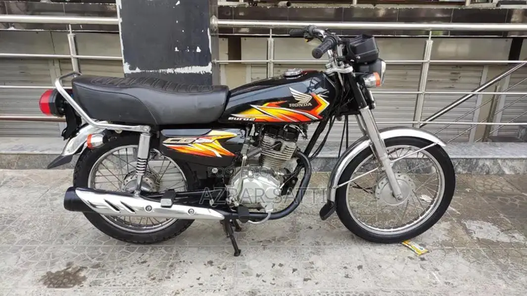 Honda CG 125 2022 Motorcycle - Classic Urban Commuter