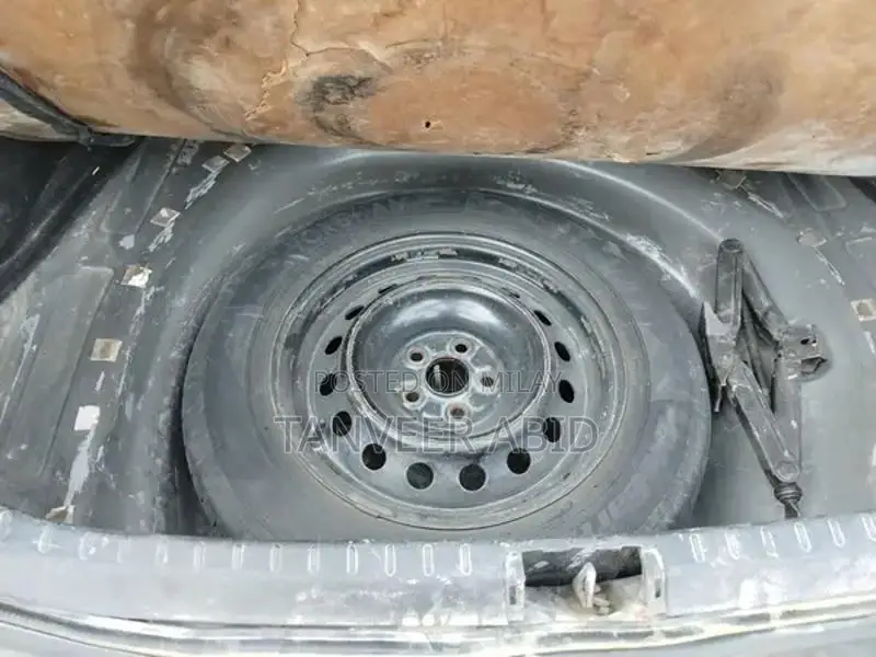 2018 Toyota Corolla GLI Sedan with Alloy Wheels