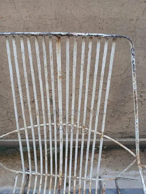 Outdoor Iron Garden Furniture Set - 4 Chairs and Table