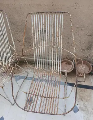 Outdoor Iron Garden Furniture Set - 4 Chairs and Table