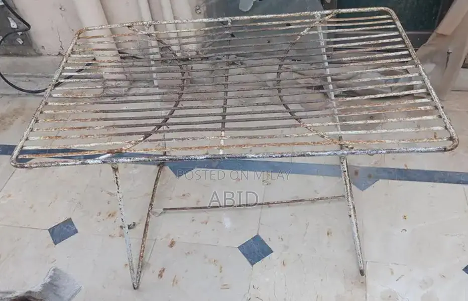 Outdoor Iron Garden Furniture Set - 4 Chairs and Table