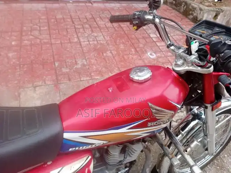 Honda CG 125 Motorcycle 2019 Red Model