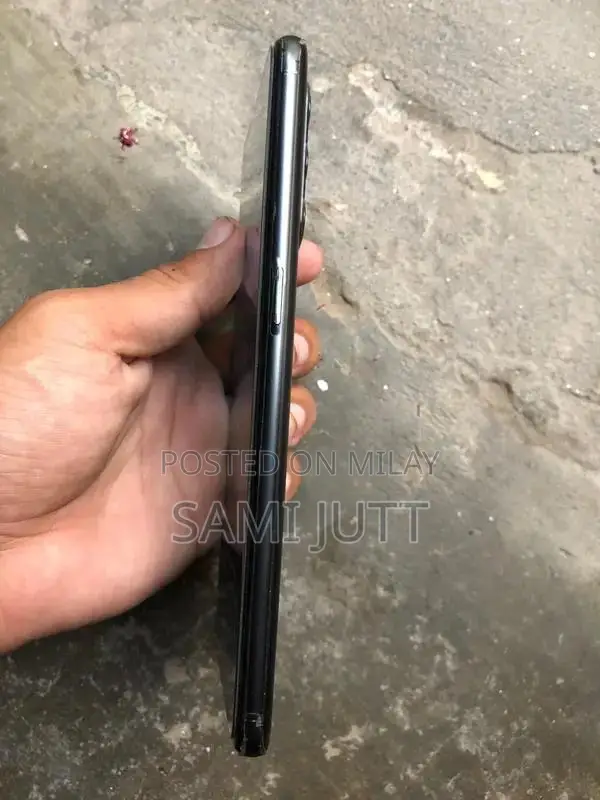 Oppo Reno 5 Gaming Smartphone with Fast Display