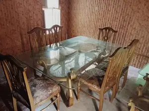 Photo - 10 x 10 Home Furniture Piece in Good Condition