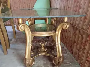 10 x 10 Home Furniture Piece in Good Condition