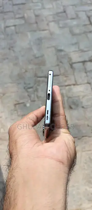 Ultra Smartphone with Complete Accessories and Original Box