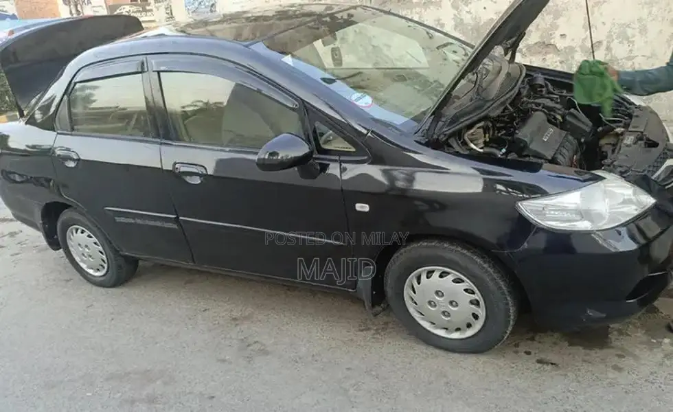 Honda City 2006 Sedan - Black Sedan in Excellent Condition