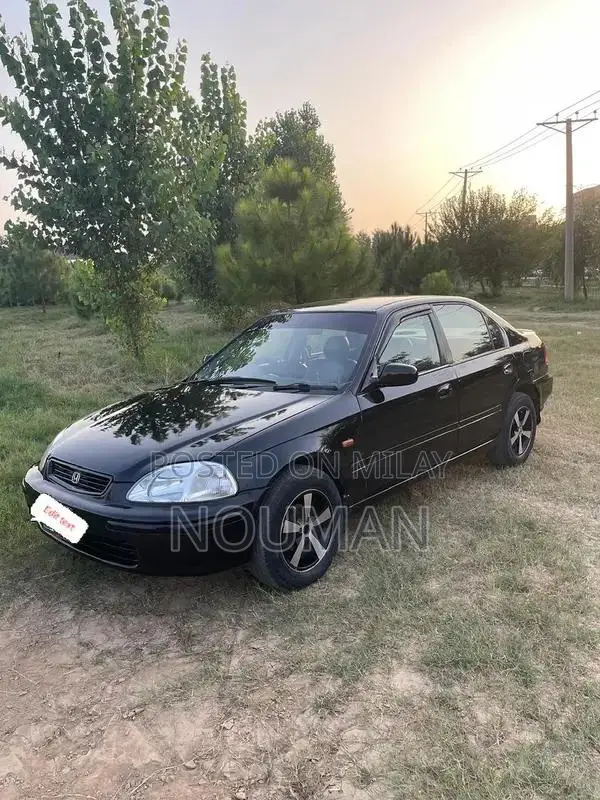 1997 Honda Sedan with Automatic Transmission and Alloy Rims