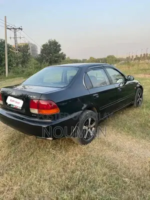 1997 Honda Sedan with Automatic Transmission and Alloy Rims