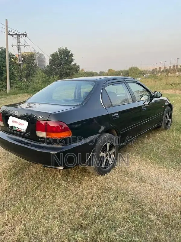 1997 Honda Sedan with Automatic Transmission and Alloy Rims