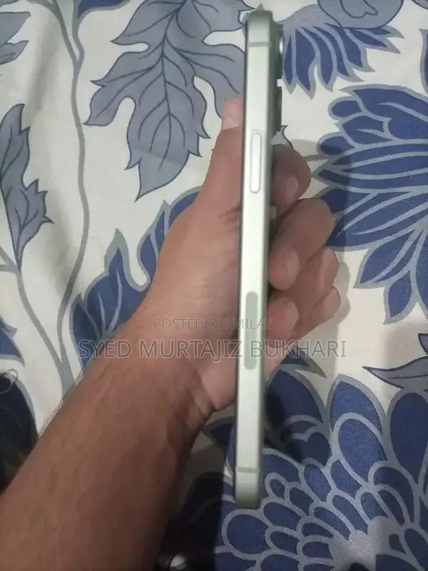 128GB iPhone 15 Plus - Excellent Condition with Original Box