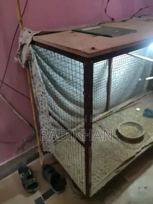 Photo - High-Quality Animal Cage Suitable for Birds and Small Pets