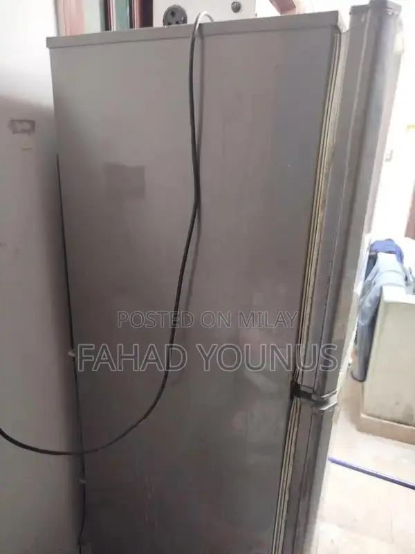 Pell 14 cu. ft. Refrigerator - Lightly Used