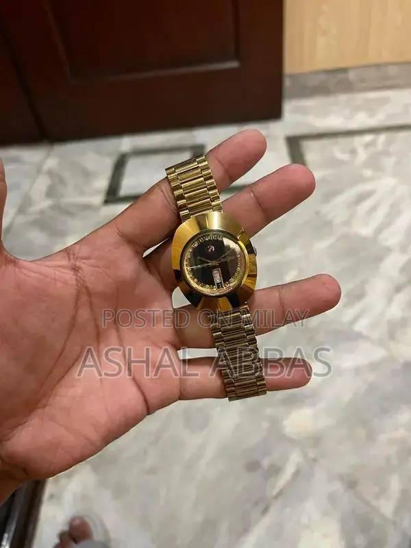 Authentic Rado Luxury Wristwatch - Premium Swiss Timepiece