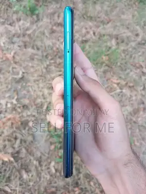 Infinix Hot 9 Play Smartphone with Accessories