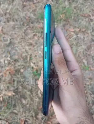 Infinix Hot 9 Play Smartphone with Accessories