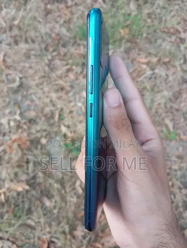 Infinix Hot 9 Play Smartphone with Accessories